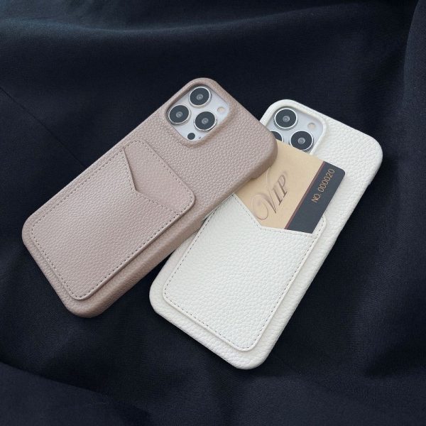 iPhone 15 Litchi Læderbetrukket Plastik Cover m. Kortholder - Beige Fashion